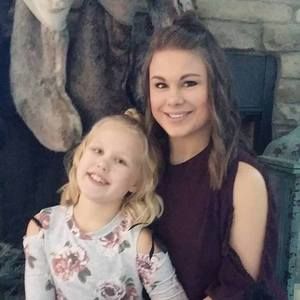 Meet your Posher, Hannah